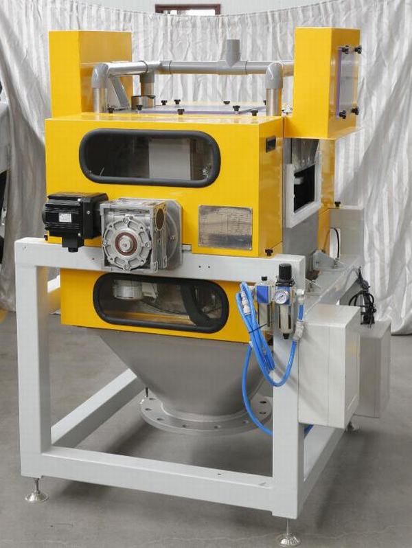 Sagger Discharging Machine (Feeder)